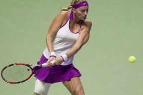 爱游戏体育-科维托娃意外战胜热火，出色发挥引爆全场！